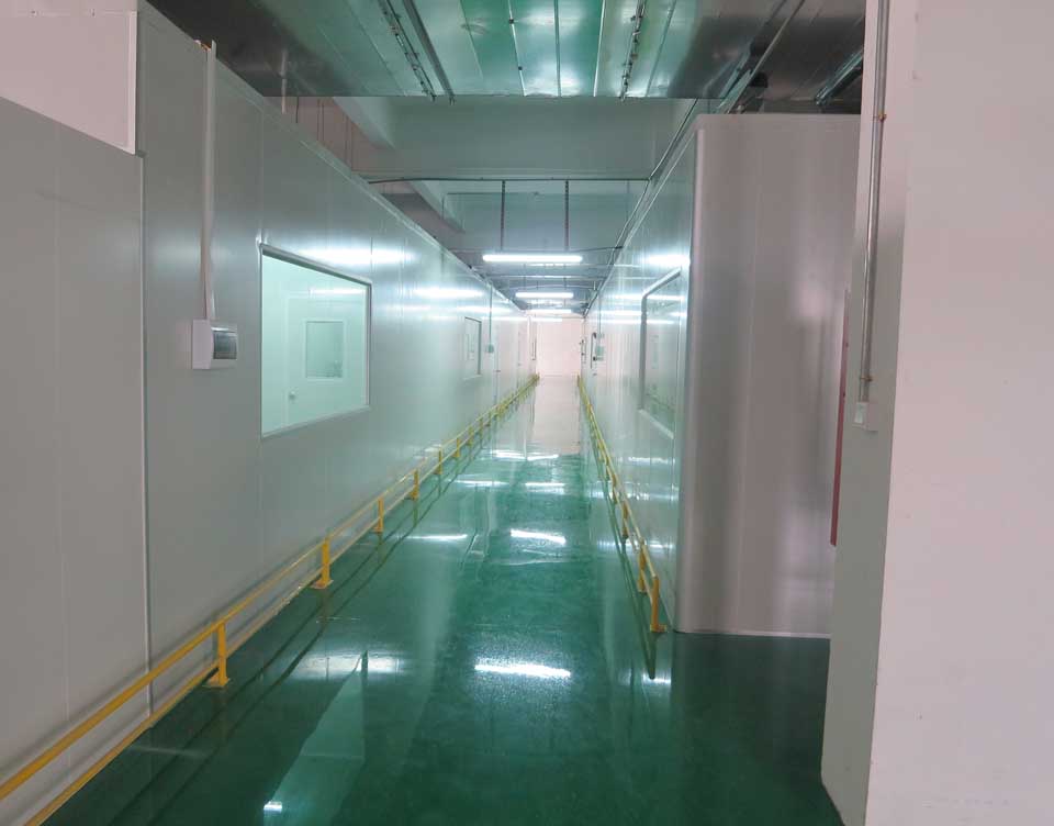 洗衣机外观塑胶件机器人涂装线